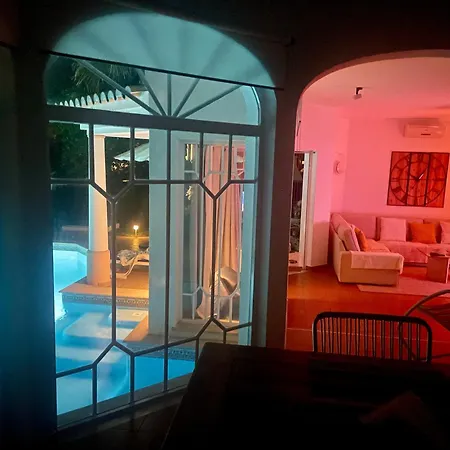 Maria - Private Pool & Golf Course View 빌라 빌라모라